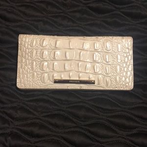 Brahmin Ady Wallet - color Pearl